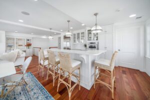 2000 N Ocean Ave LuxQue050